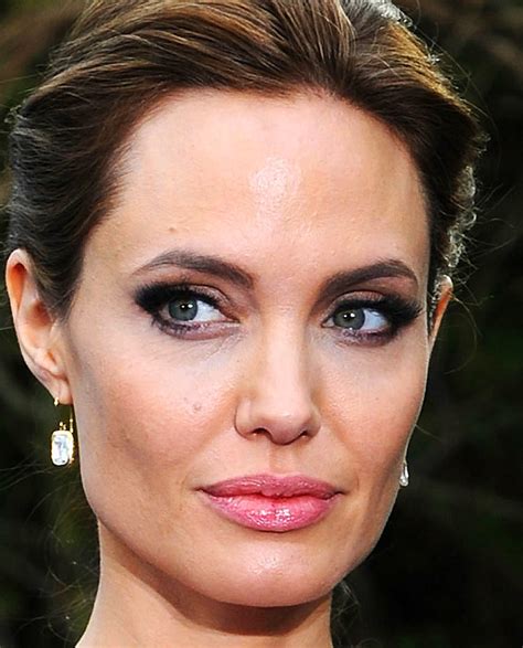 Angelina Jolie's Makeup Artist on Sculpting Cheekbones: How to Enhance ...