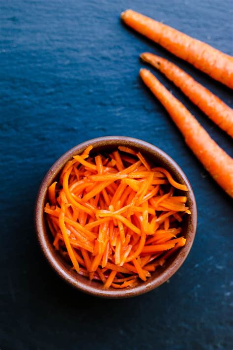 Asian Quick Pickled Carrots Recipe: Easy Recipe for Asian Pickled ...