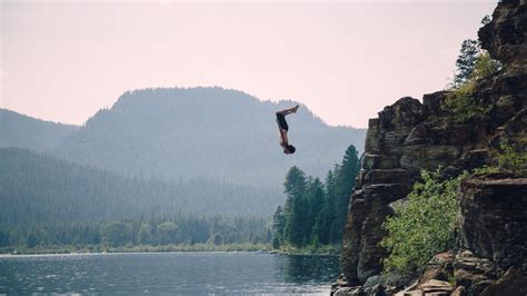 Destination: cliff jumping - Furthermore