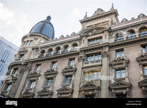 Gran Via Architecture Stock Photo - Alamy