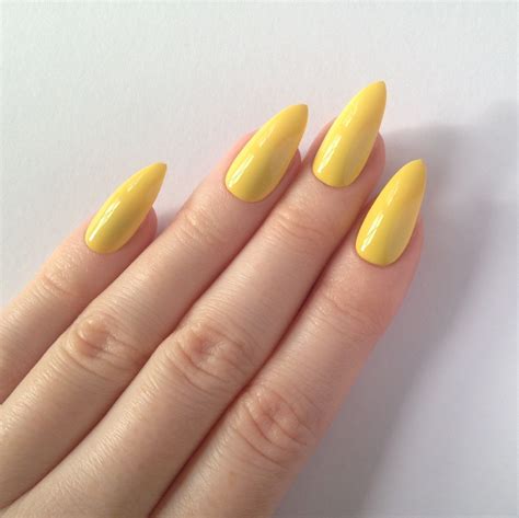 Beautiful pastel yellow nails. Pinterest:skywalkereleven. | Pointy ...