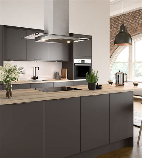 Extractor Fans Solutions | Island Cooker Hoods | Magnet Kitchen