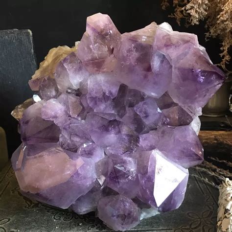 What power does Amethyst have: A Quick Guide - Giacoloredstones.com