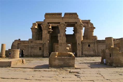 Egyptian Temple Facts : Karnak, Edfu and Kom Ombo