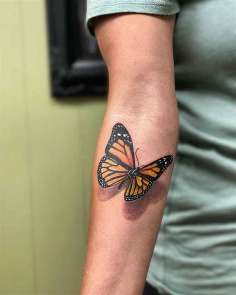 Realistic Monarch Butterfly Tattoo | Monarch butterfly tattoo, Tattoos ...