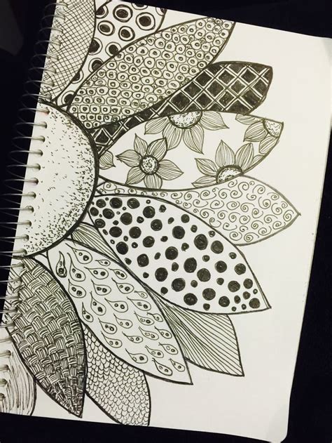 Pin by Sally Butel on Flower doodle | Doodle art journals, Doodle art ...