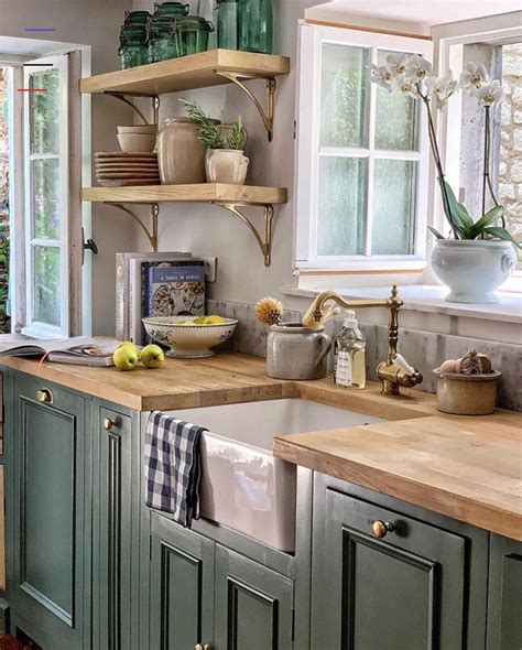 Pin by Chantelle Cheyette on Wood countertops in 2020 | Green kitchen ...