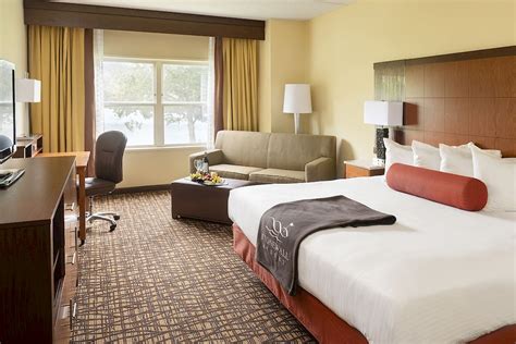 Lodge Style Rooms | Stonewall Resort