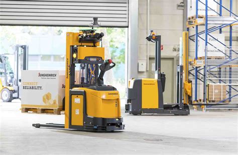 Automated Guided Vehicles - Material Handling Solutions - Span