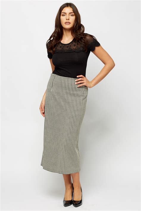 Houndstooth Pencil Maxi Skirt - Just $7