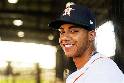 Jeremy Pena: Houston Astros Star Rips Apart A Pitch 2023