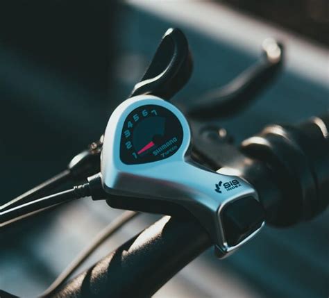 Every Type Of Bike Shifter (Explained For Beginners) - Two Wheels Better