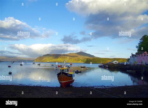 Portree Harbour Stock Photo - Alamy