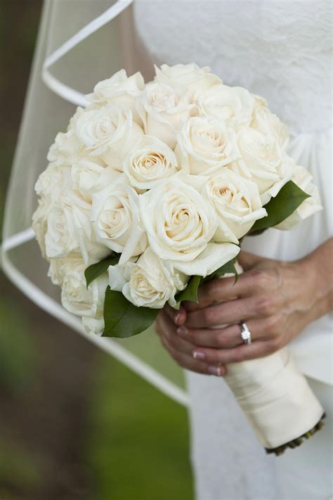 petalswithstyle.com #”longstemrosesbouquet” | White rose wedding ...