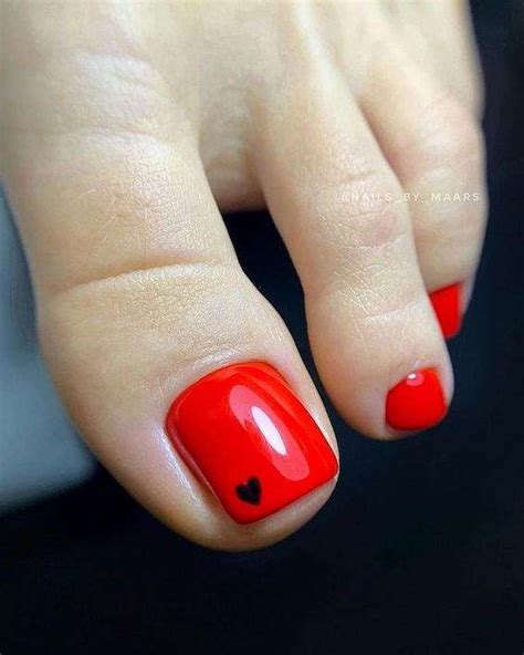 30+ Amazing Red Toe Nail Ideas You Need to Try