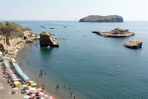 10 Beaches in Lazio for a Thoroughly Relaxing Holiday - Where Nature ...