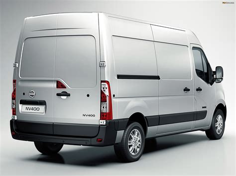 Images of Nissan NV400 High Roof Van 2010 (2048x1536)