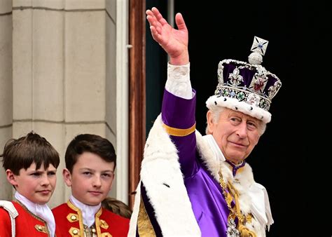 Charles III becomes UK king in 1st coronation since 1953 | Daily Sabah