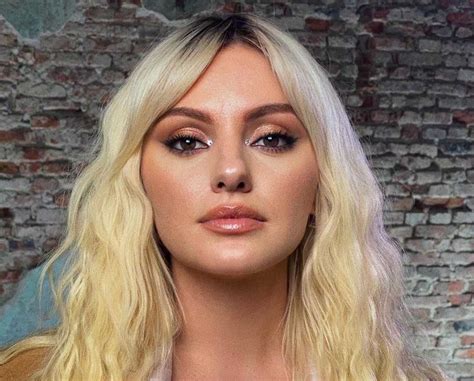 Alexandra Stan | Instagram Live Stream | 27 February 2020 | IG LIVE's TV