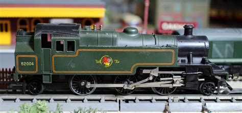 The Tri-ang class 3 standard tank locomotive, R59 - Classic Collect models