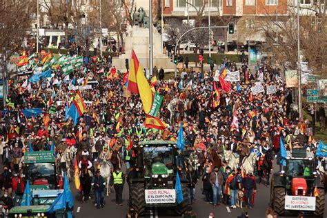 Thousands of farmers protest in Madrid against Spain’s agricultural ...