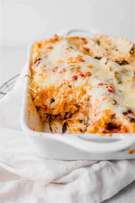 Chicken Alfredo Lasagna (So Easy!) - The Cheese Knees