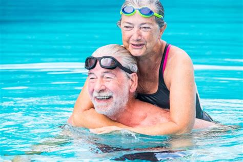 Swimming for Senior Citizens Prevents Falls | AquaMobile