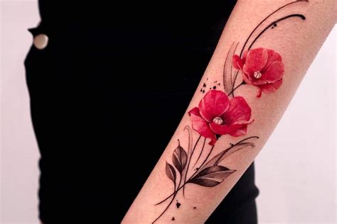 Poppy Flower Tattoo: Meanings & 30 Design Ideas - Nomi Chi