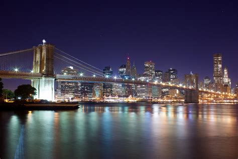 Night view of Brooklyn Bridge and Lower Manhattan from Emp… | Flickr