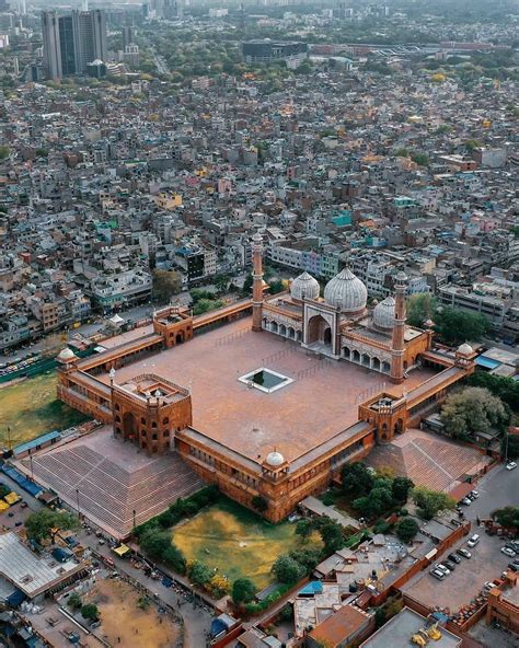 Jama Masjid New Delhi | Jama masjid delhi, India travel places, Jama masjid