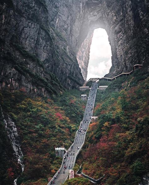 Heaven's Gate, Tianmen Mountain : r/BeAmazed