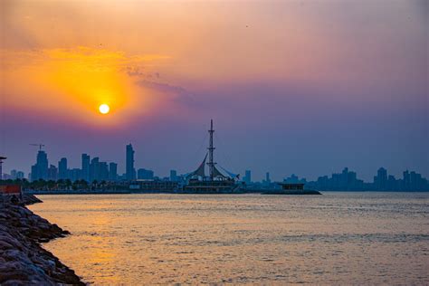 Sunset, Salmiya Beach front, Kuwait City Kuwait | CamelKW | Flickr