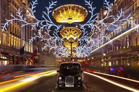 Scheduled London Group Tour: London Christmas Lights Bus Tour ...