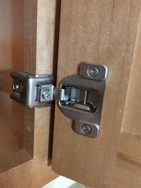 Are Kitchen Cabinet Hinge Holes Universal For Replacement Doityourself ...