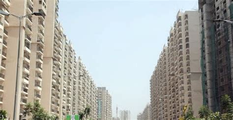 Gaur City Noida Extension - vServeRealty