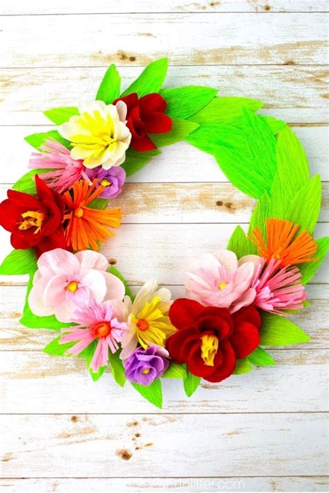 Tissue Paper Flower Wreath ⋆ Sugar, Spice and Glitter