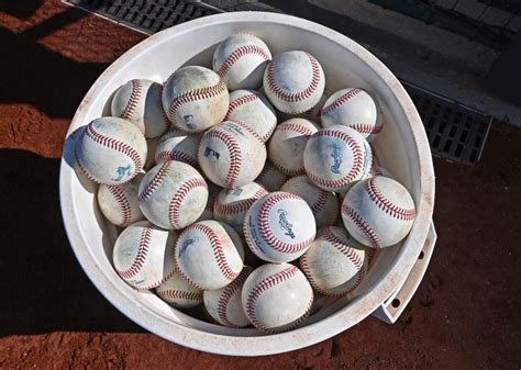 Pitchers, scouts reportedly believe MLB using juiced baseballs in 2024