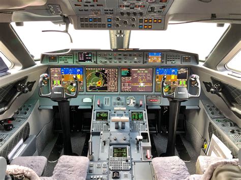 Gulfstream G650 6101 – Cockpit – SMS Aircraft