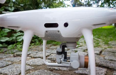 My Review of the DJI Phantom 4 (Standard, Advanced and Pro) - Drone ...