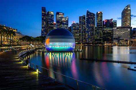 A 'Floating' Apple Store Is Opening In Singapore Soon, And It's So ...