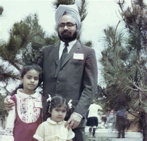 Manmohan Singh Age, Caste, Wife, Children, Family, Biography & More ...