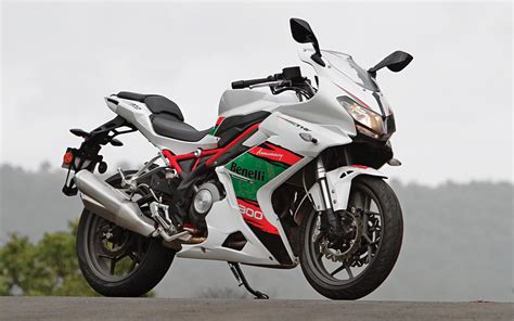 DSK Benelli 302R Arrives Next Week - Bike India