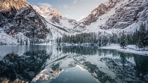 Pragser Wildsee Wallpaper 4K, Snow covered, Italy