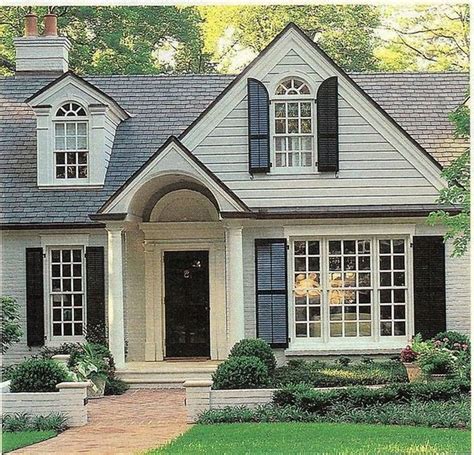 35+ Awesome Traditional Cape Cod House Exterior Ideas | Country home ...