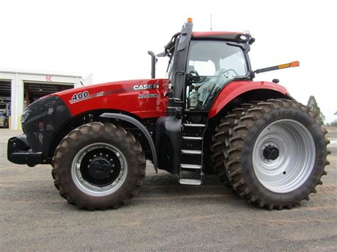 BRAND NEW Case Magnum 400 FWA Tractor Auction (0001-7038897) | Grays ...