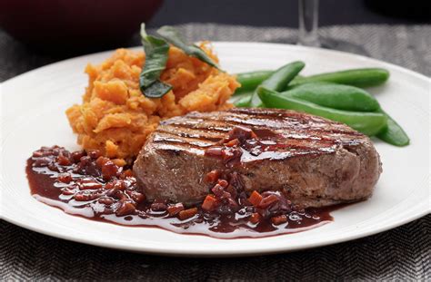 Fillet Steak With Red Wine Sauce | Dinner Recipes | GoodtoKnow