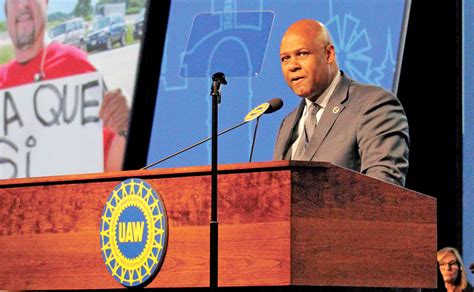 New UAW President Shawn Fain to be sworn-in Sunday | Automotive News