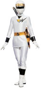 Delphine, White Aquitian Ranger - Morphin' Legacy