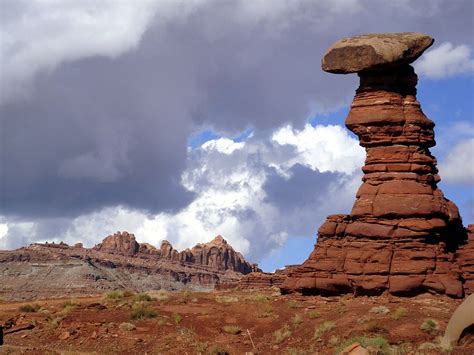 Hoodoo : What is Hoodoo? How It Formed? | Geology Page