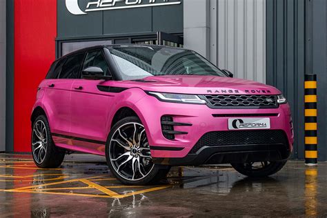 Range Rover Evoque Full Wrap Pink - Reforma UK